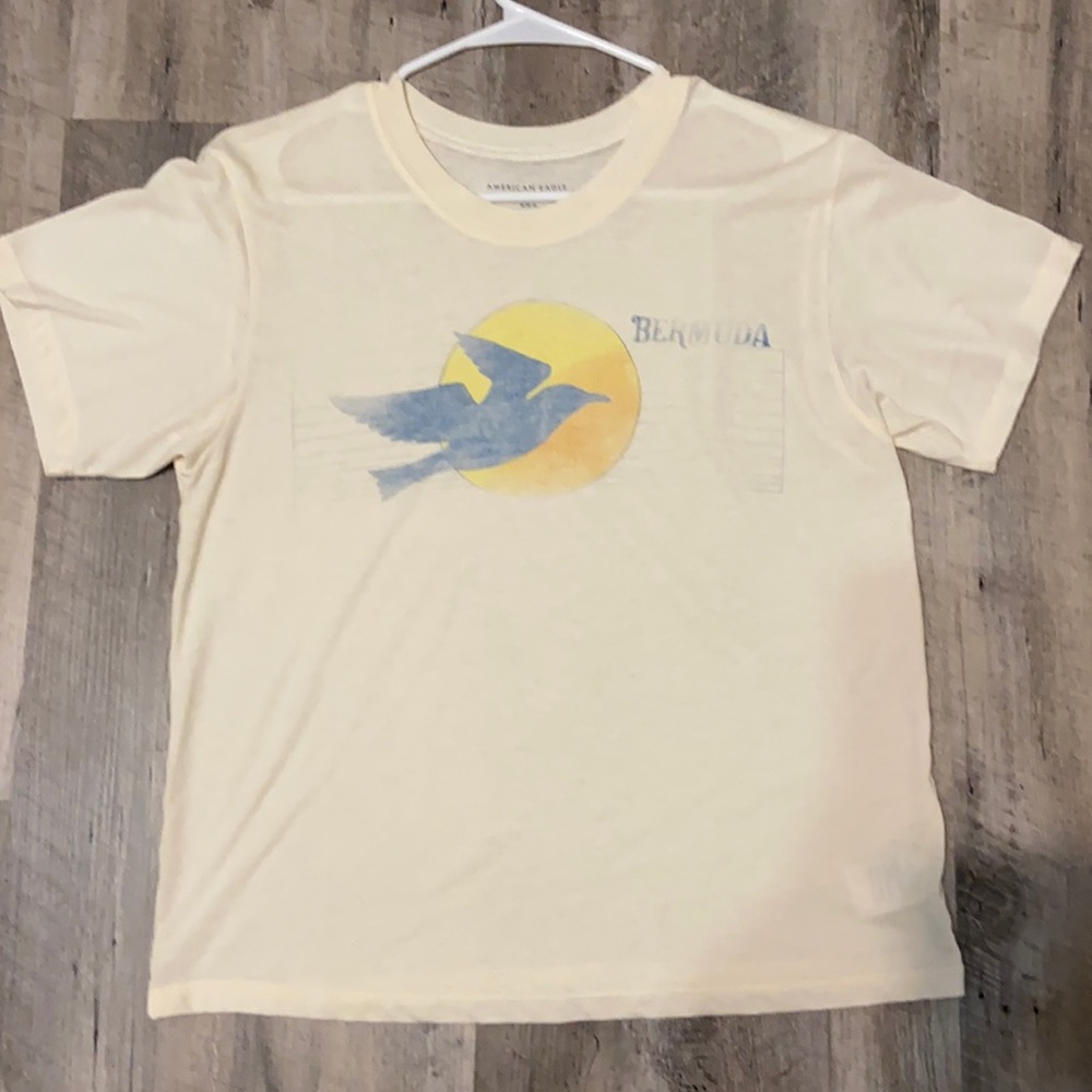 American Eagle tee
